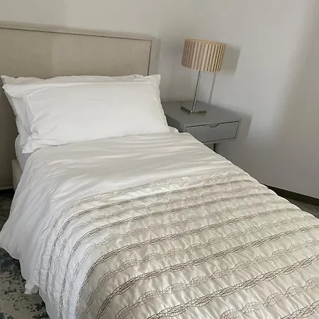 Sea-view Hotel 5*