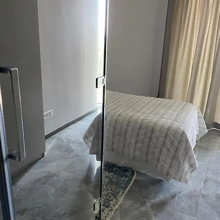Hotel Sea-view 5*
