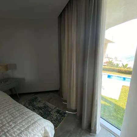 Ξενοδοχείο Sea-view 5*